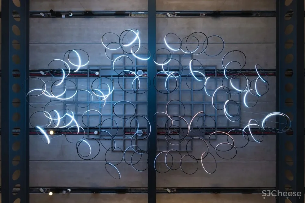 大堂挂幅画,早就过时了!这样的装置才叫灵动