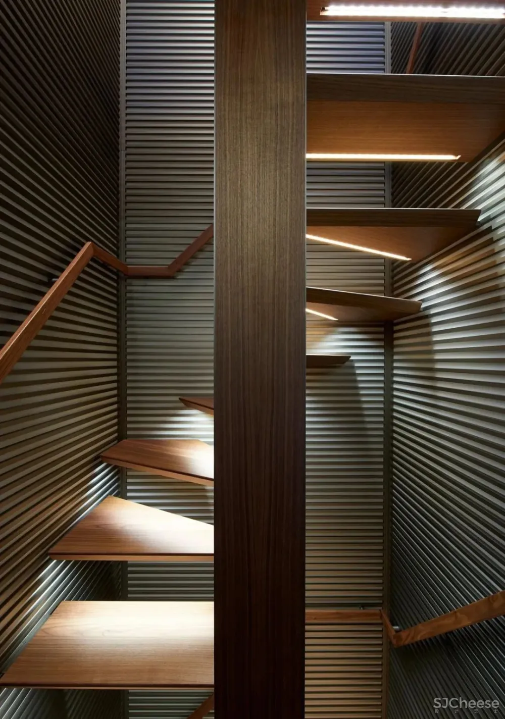 梁志天新作 海上别墅:游艇Sanlorenzo SX88室内设计