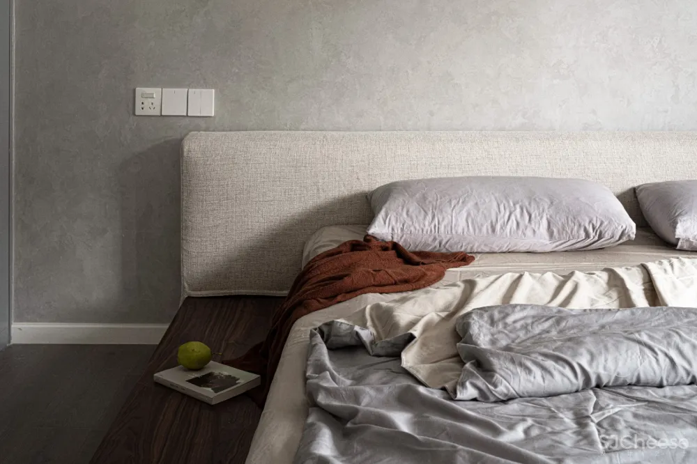 三层错层空间结构的趣味性,极简生活的本色