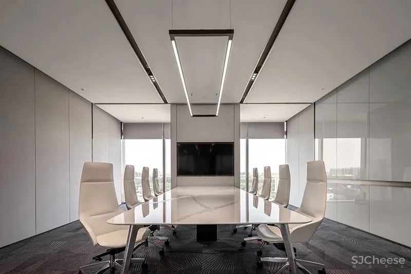 以简驭繁,线形空间里的“光”之美学!