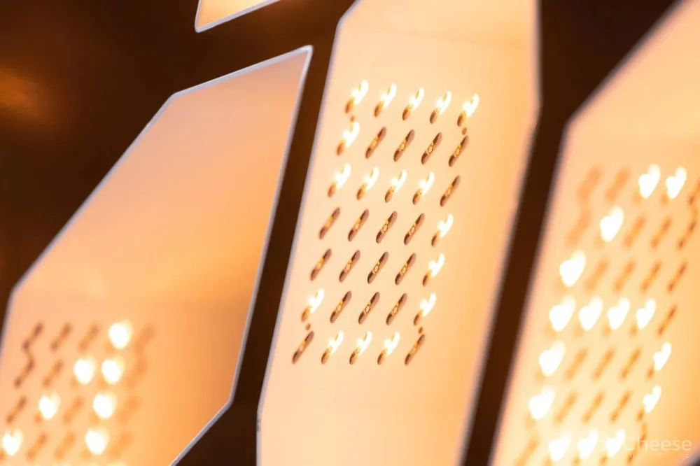 大堂挂幅画,早就过时了!这样的装置才叫灵动