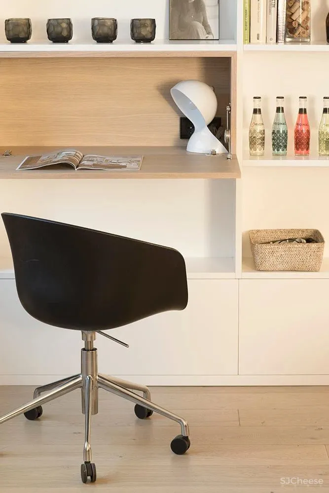 极致白与原木诠释的极简主义 Susanna Cots新作