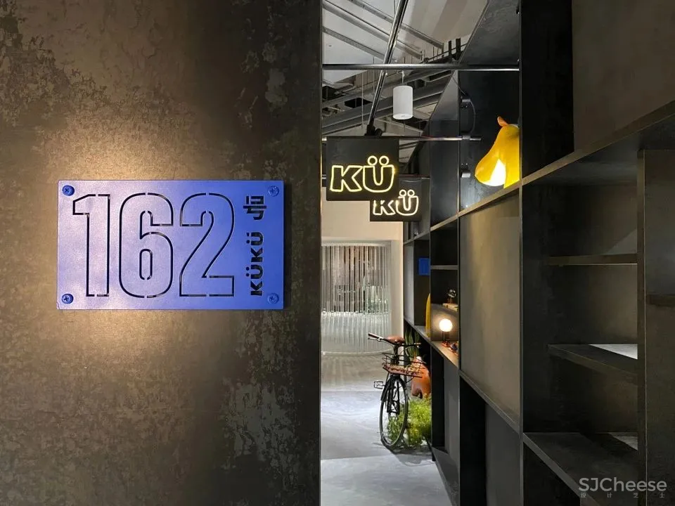 体验老上海里弄生活 kükü设计艺术品商店和iag美术馆