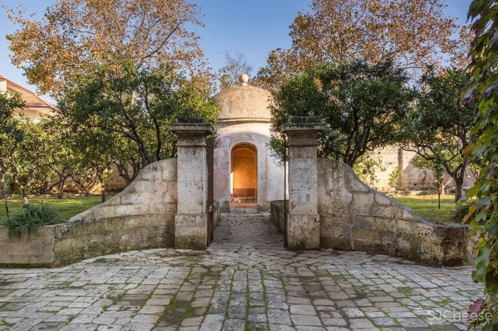 159 年历史的遗迹艺术酒店,收藏了极简、侘寂、巴洛克、拜占庭等风格!