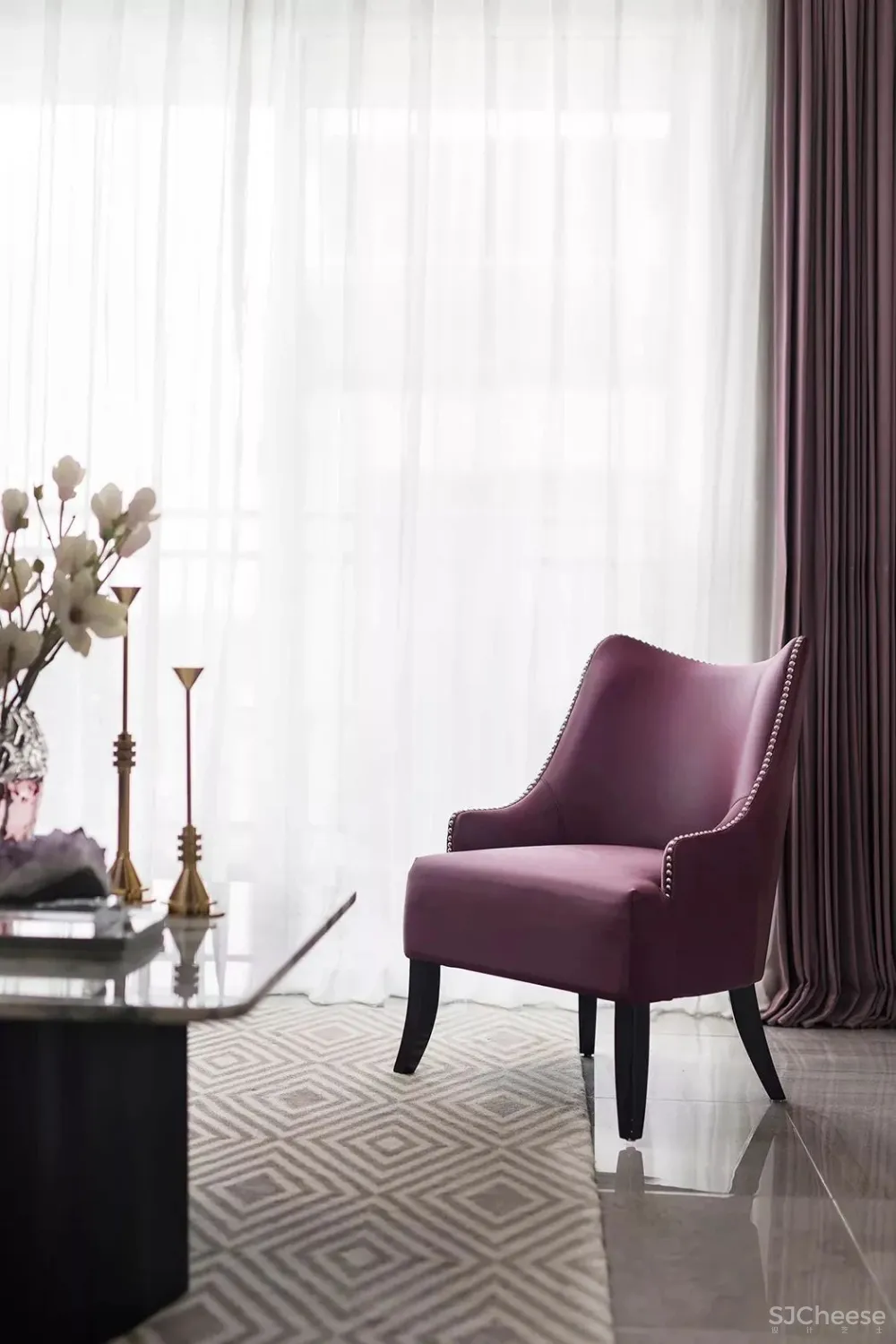 高级灰是个百搭色,谁搭谁有范儿!