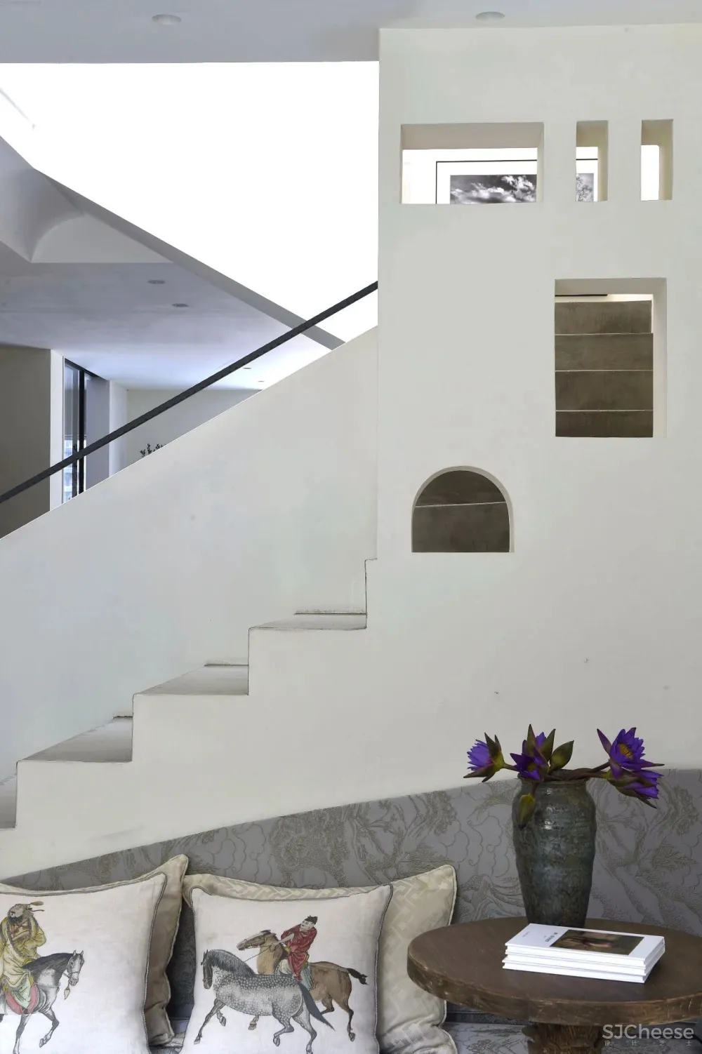 500㎡极简风别墅,返璞归真的侘寂美学!