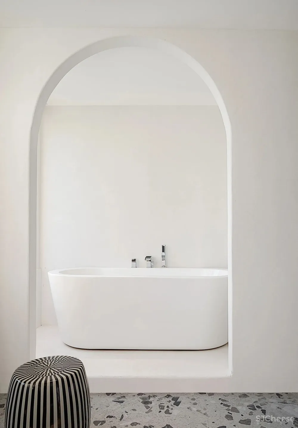 深圳埂上设计丨这栋洁净纯白的建筑，让人彷如置身圣托里尼岛