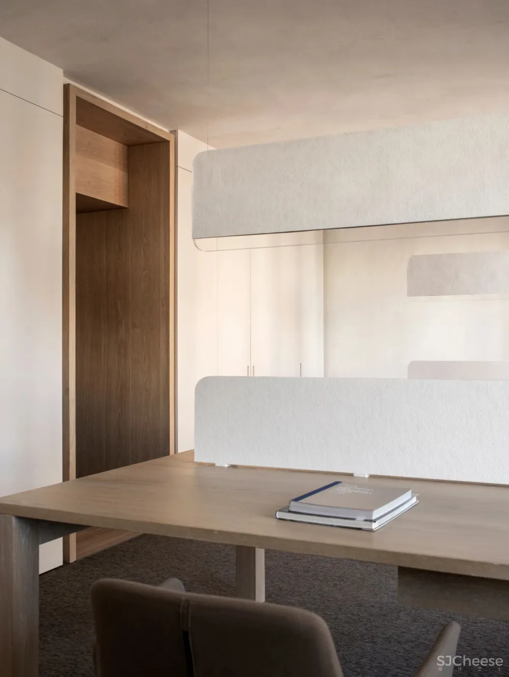 Conrad Architects 现代舒适 自然大气