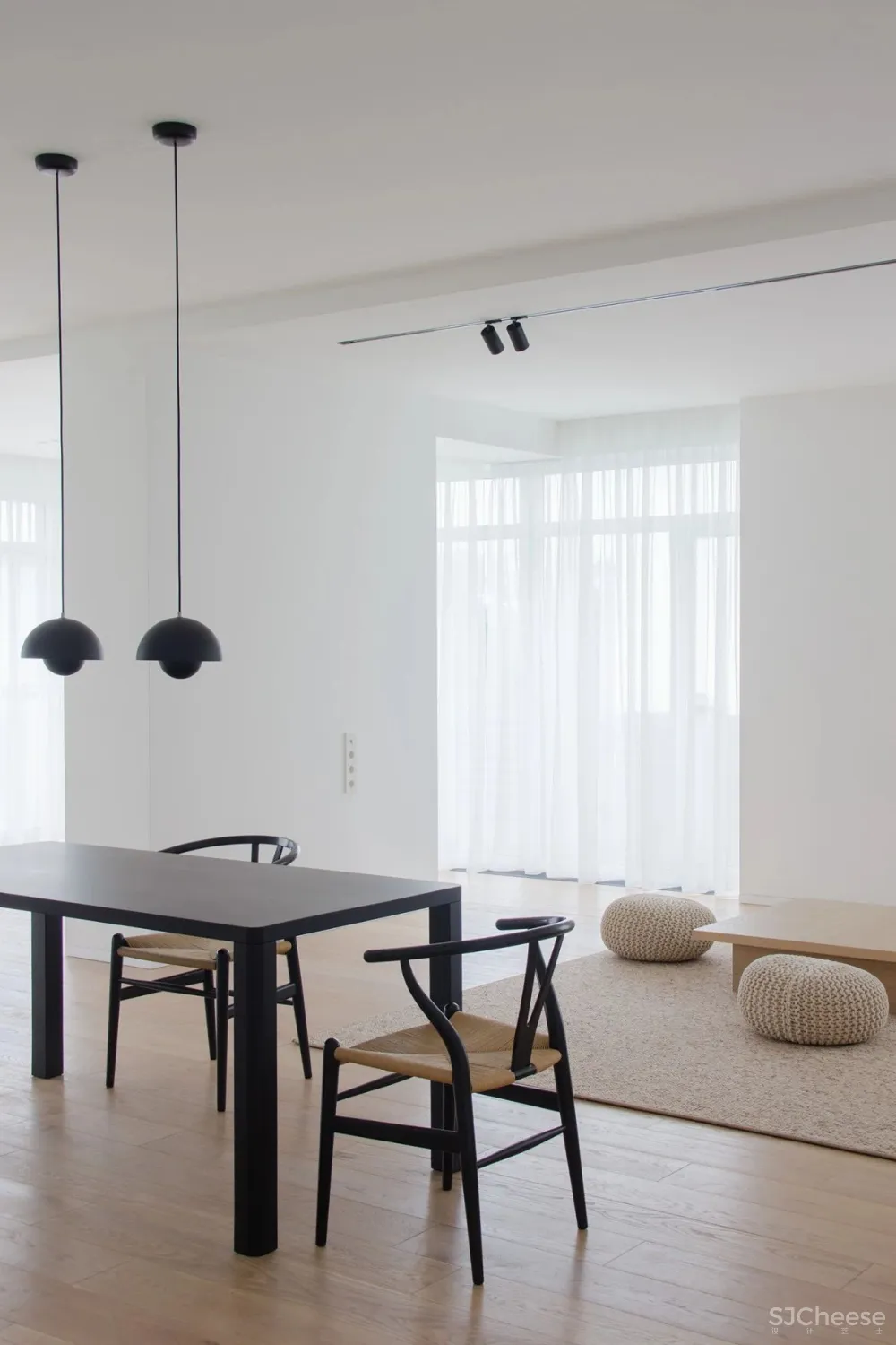 198㎡白色 原木色，最纯的搭配！