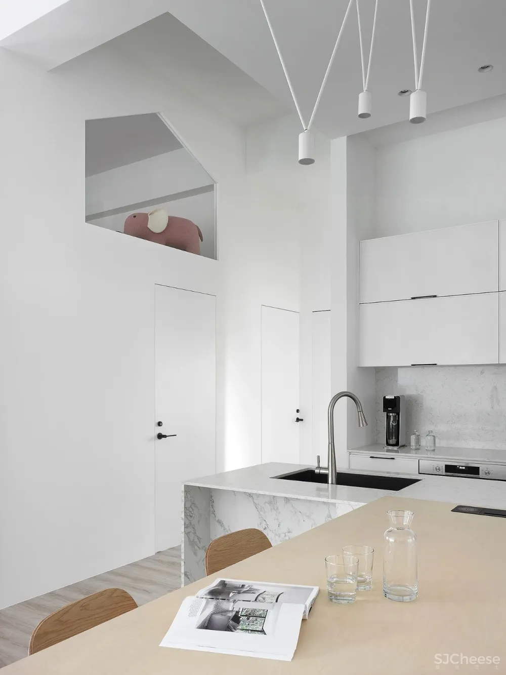 149㎡纯白原木空间，素雅舒适是家的灵魂！