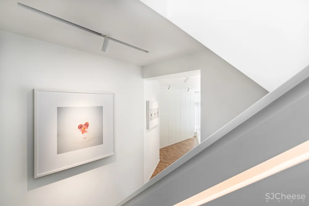 460㎡极简白别墅设计,极简即极奢!