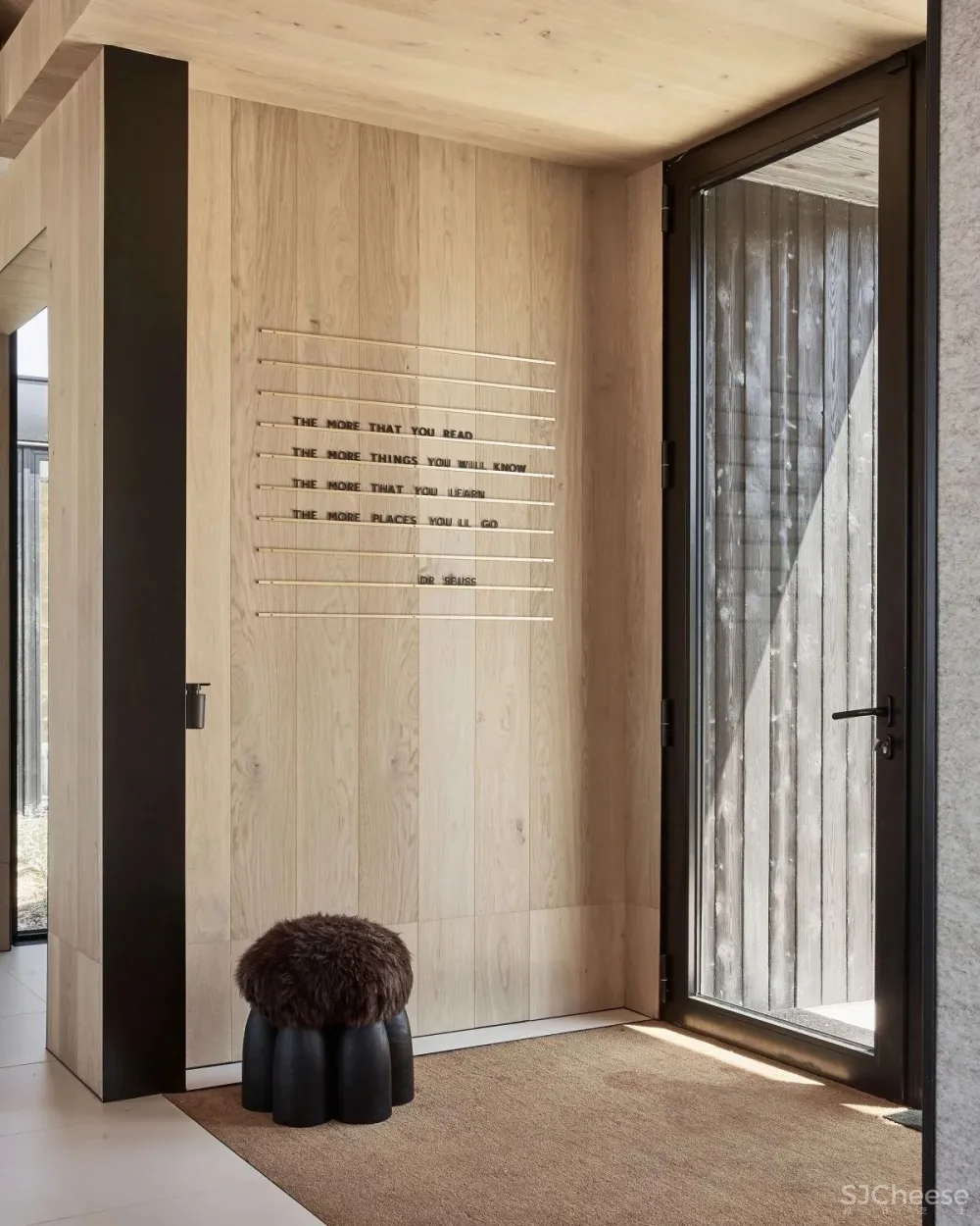 坐拥自然景观的当代住宅，如此的惬意人居！ Kim Lambert