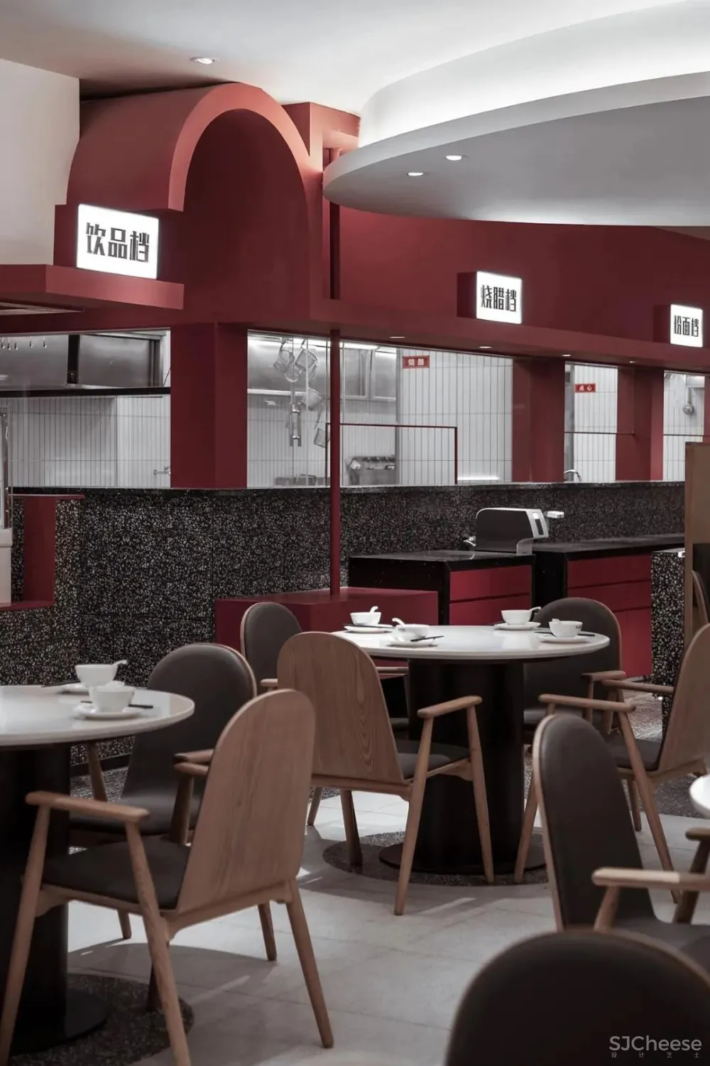 传统的港式餐厅这样设计很有感觉!