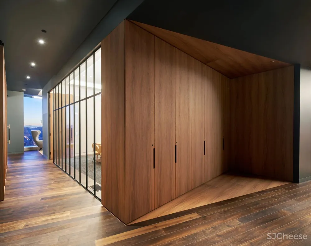 城央办公室变身接待空间