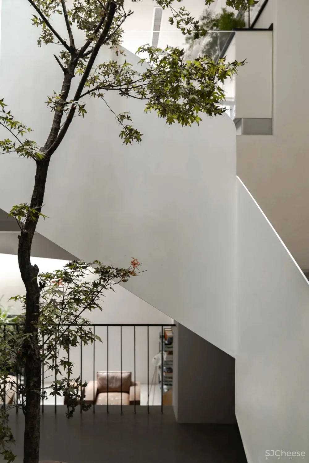 500㎡极简风别墅,返璞归真的侘寂美学!