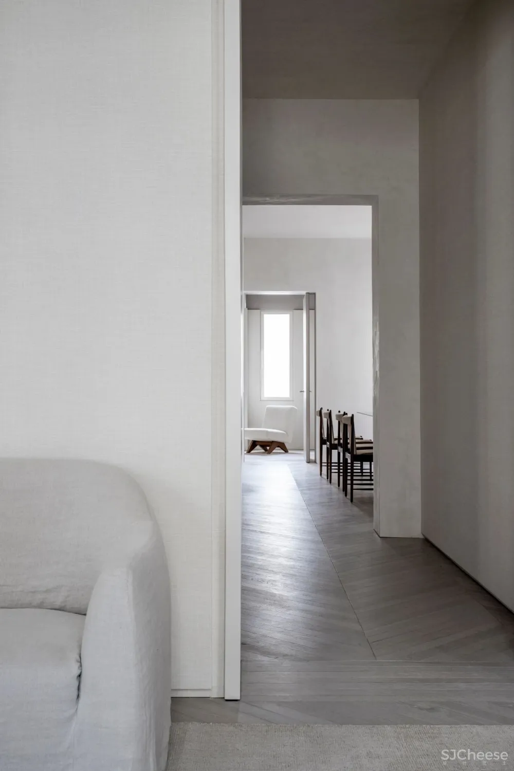 Conrad Architects 现代舒适 自然大气