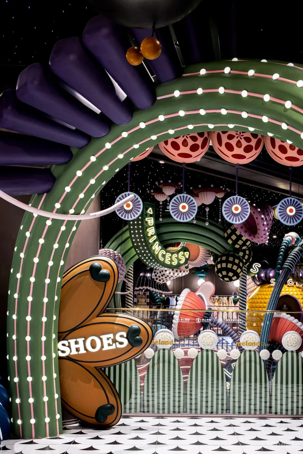 李 想 深圳颠覆想象的极致浪漫仙境，一眼坠入童话！