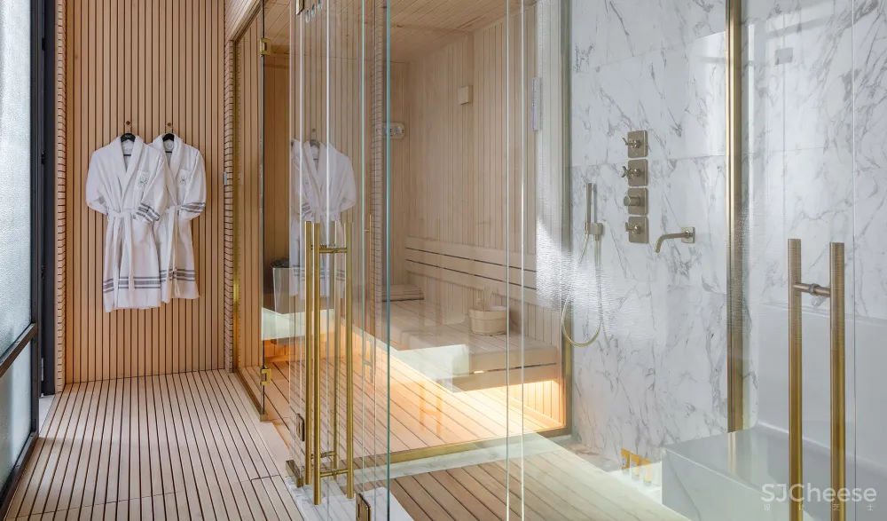 百年医院爆改五星级酒店,历史建筑表皮下,内里却这么前卫时尚