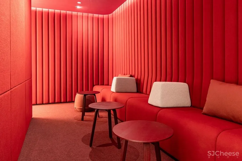 天津“NIO蔚来”旗舰店 Raams Architecture Studio