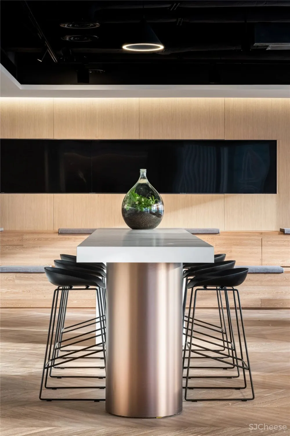 YuQiang - Partners 新作 3600㎡综合性商业地产办公室