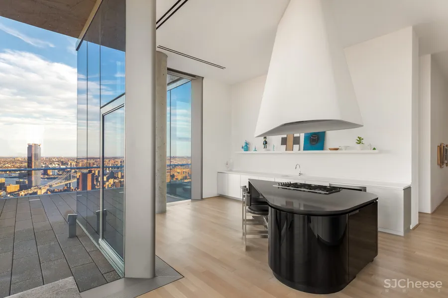 毛坯感的顶层公寓，一个月租金68万，三种软装陈设，哪种更高级？