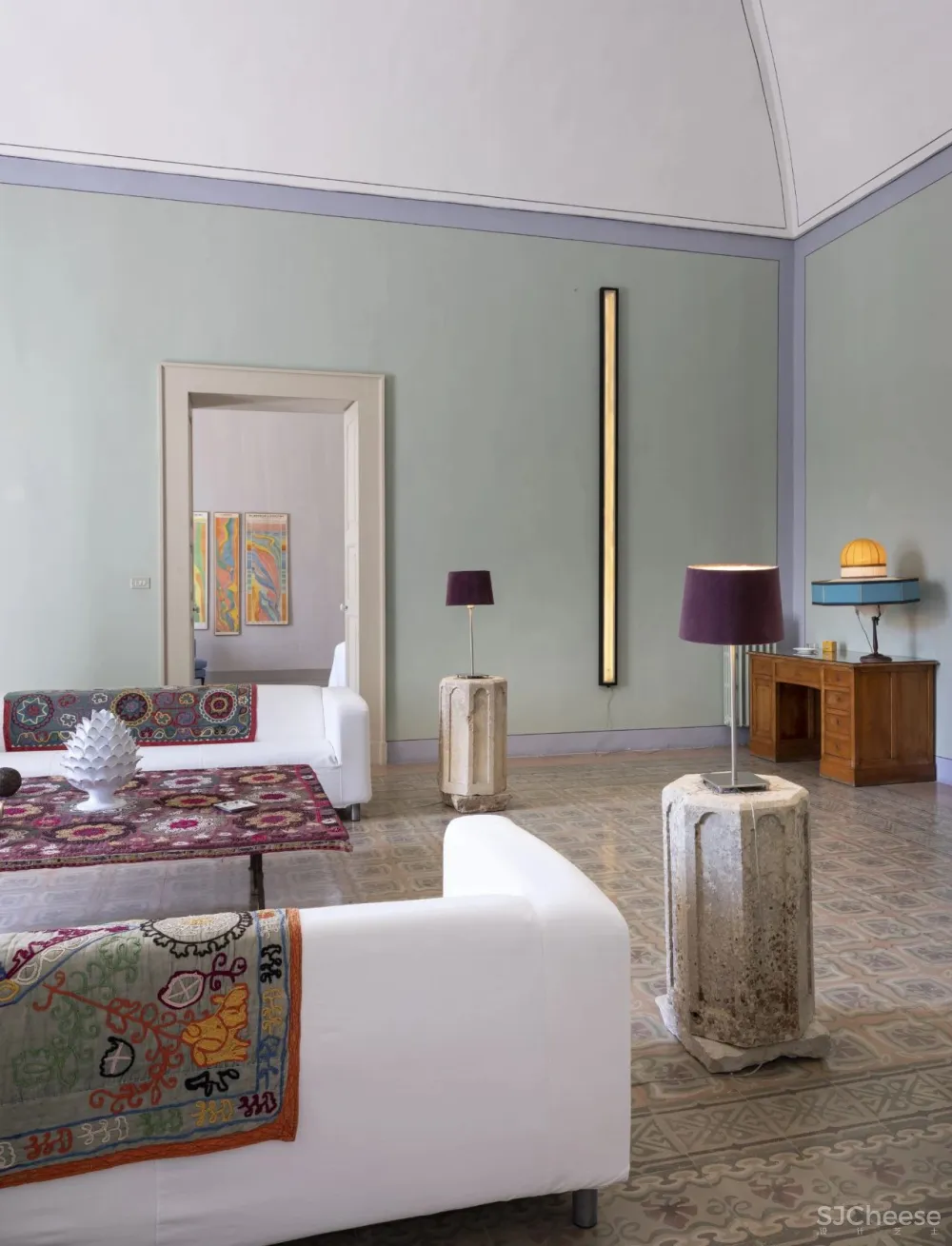 159 年历史的遗迹艺术酒店,收藏了极简、侘寂、巴洛克、拜占庭等风格!