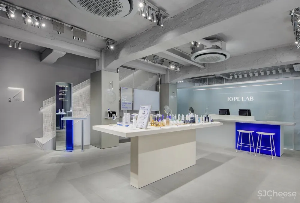 顶级化妆品牌艾诺碧(IOPE),IOPE LAB 旗舰店设计