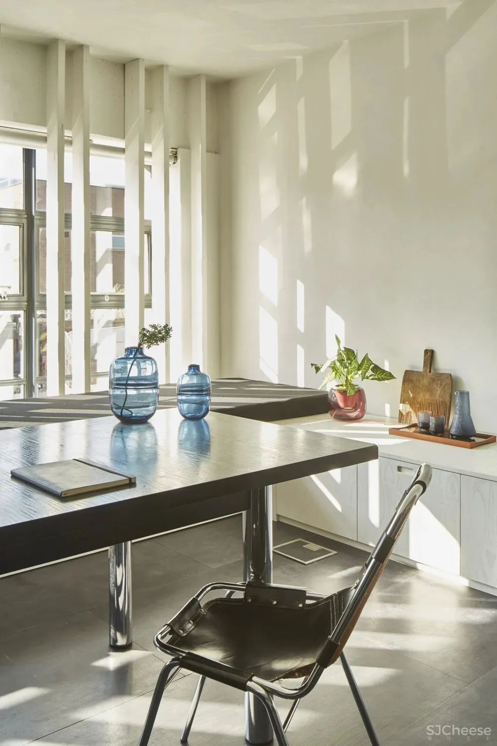 他十七年前设计的老房,现在五千万成交,这设计是真黑