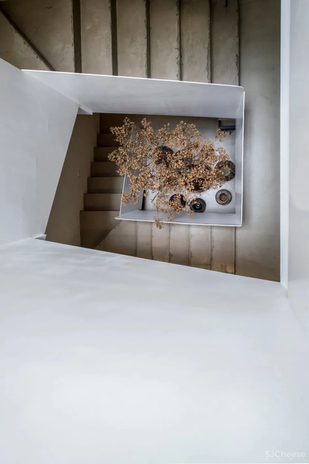 500㎡极简风别墅,返璞归真的侘寂美学!