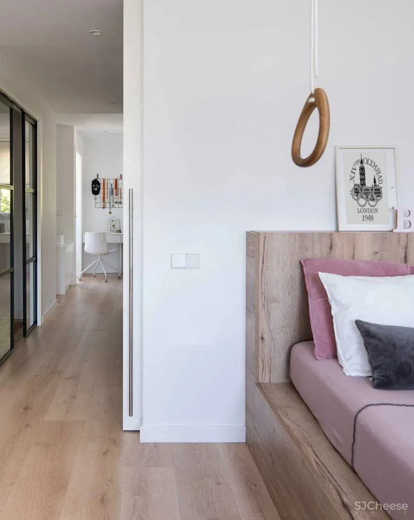 极致白与原木诠释的极简主义 Susanna Cots新作