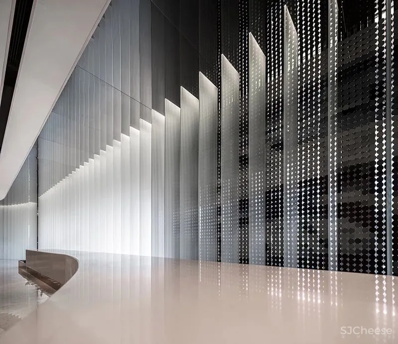 以简驭繁,线形空间里的“光”之美学!