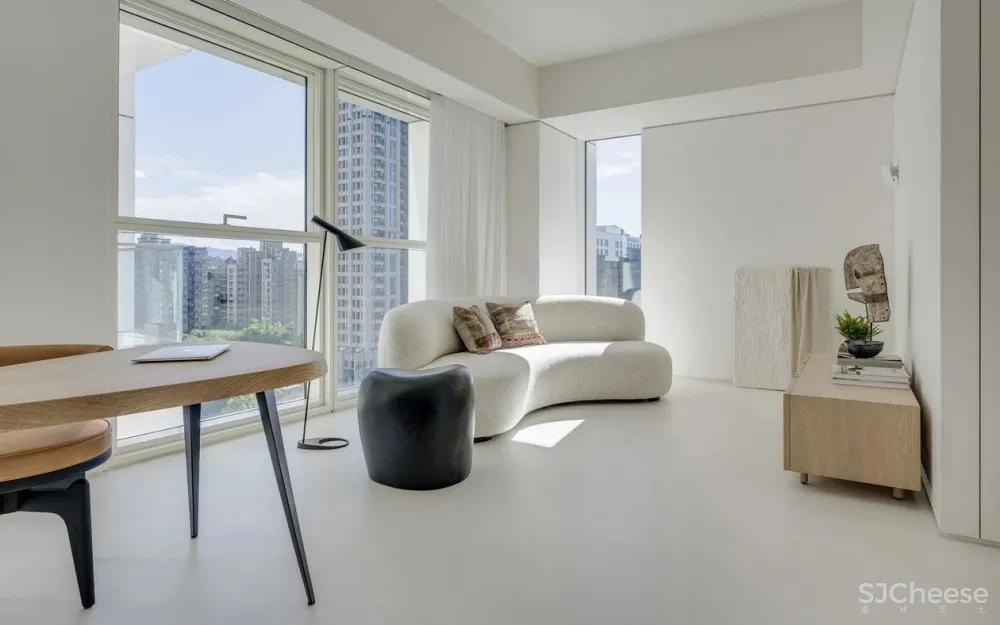 240㎡光影住宅，简净舒服 玮奕国际设计