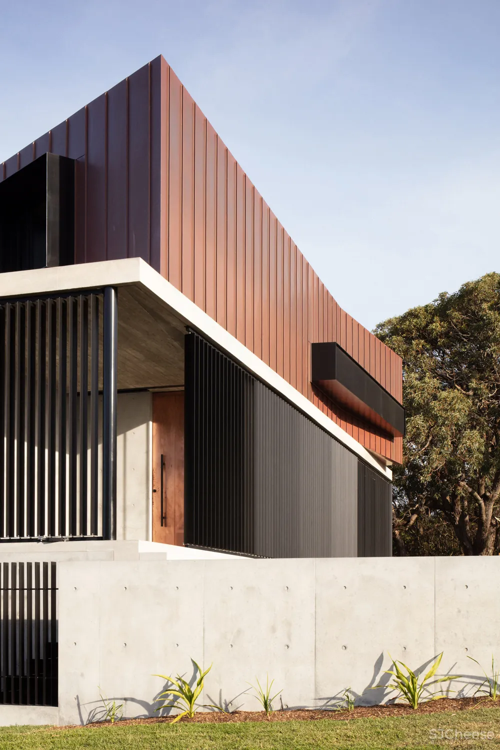 乡下盖房子,用这种木纹混凝土,温暖又高级!