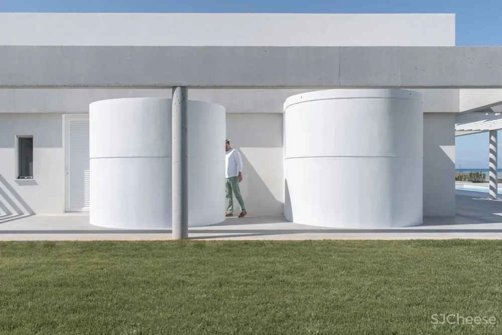 拥抱大海 Neratza海滨住宅