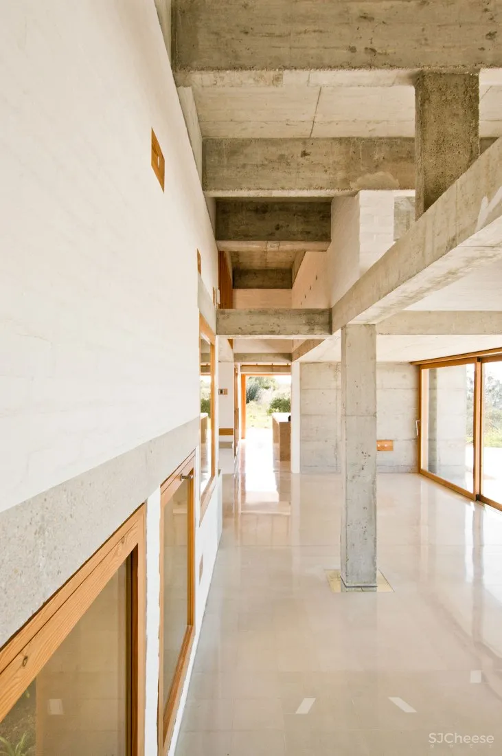 有一种境界叫「材料就是设计」,这家西班牙事务所做到了