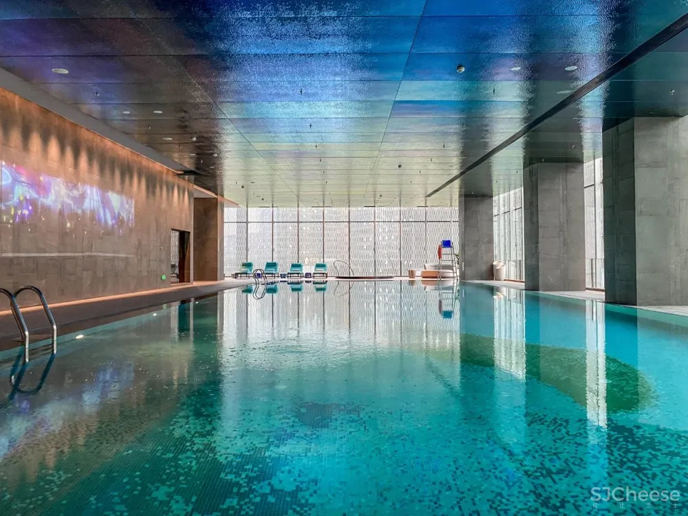 2020年10月17日 骚到爆的成都W酒店盛大开业!最新艳照曝光!