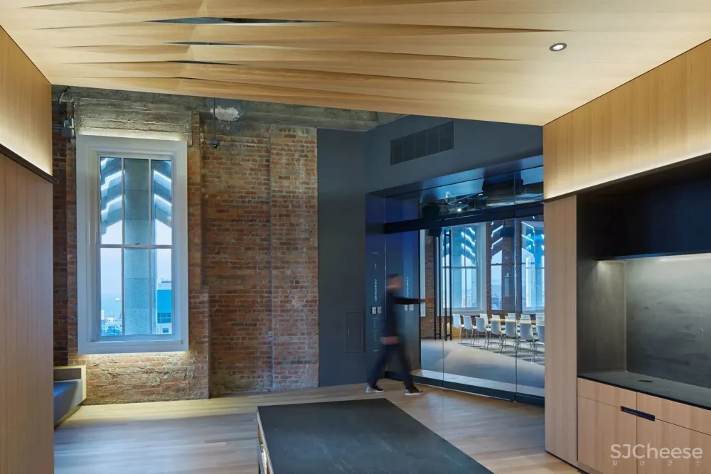 城央办公室变身接待空间