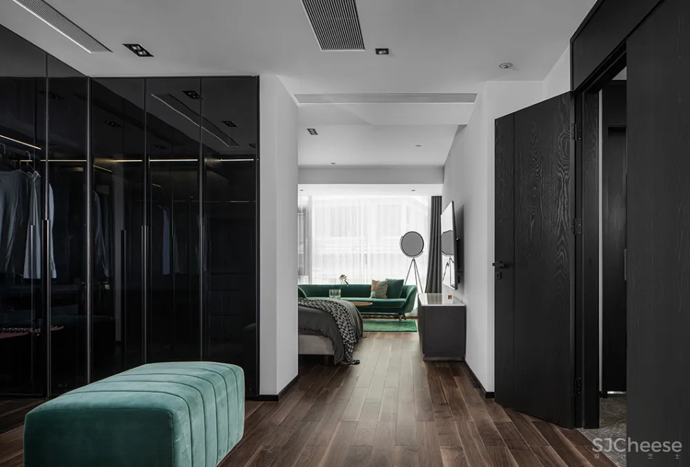 255㎡极简别墅,黑白灰太有格调了!