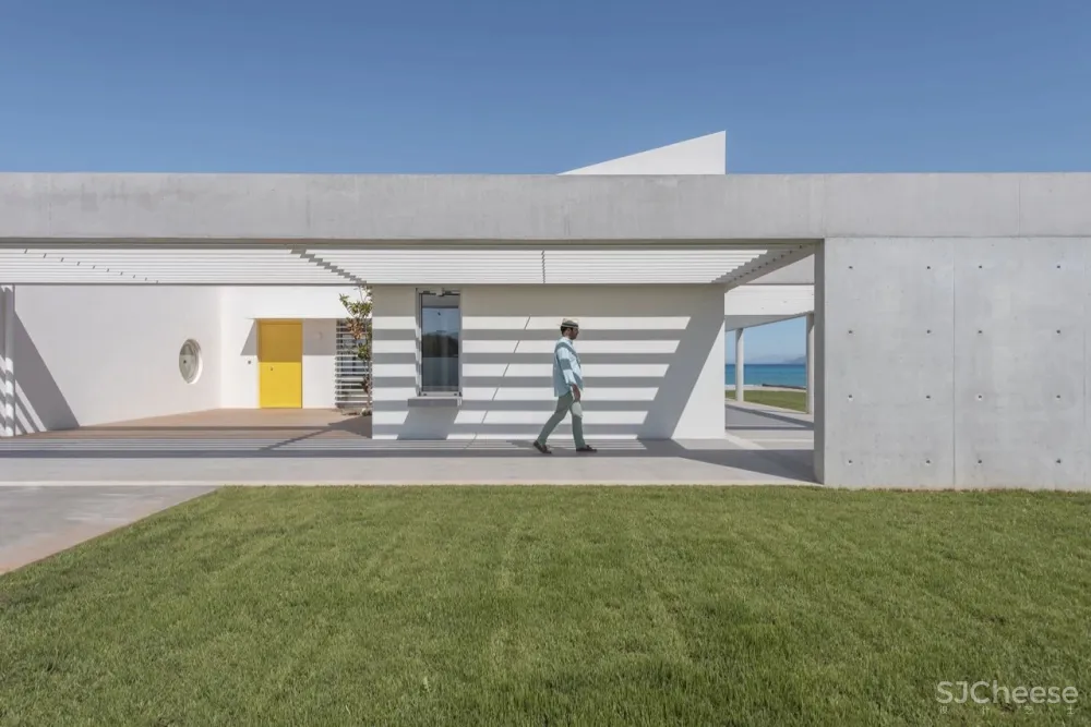 拥抱大海 Neratza海滨住宅