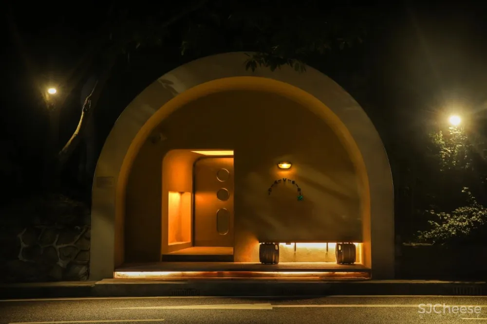 Hops Caver：从未来到过去，防空洞变酒吧