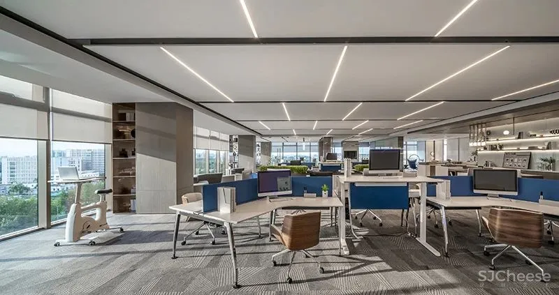 以简驭繁,线形空间里的“光”之美学!