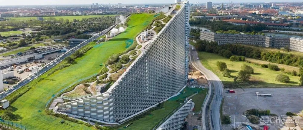 大B哥的私宅曝光,一家人竟然住在船上?这设计真有格调!