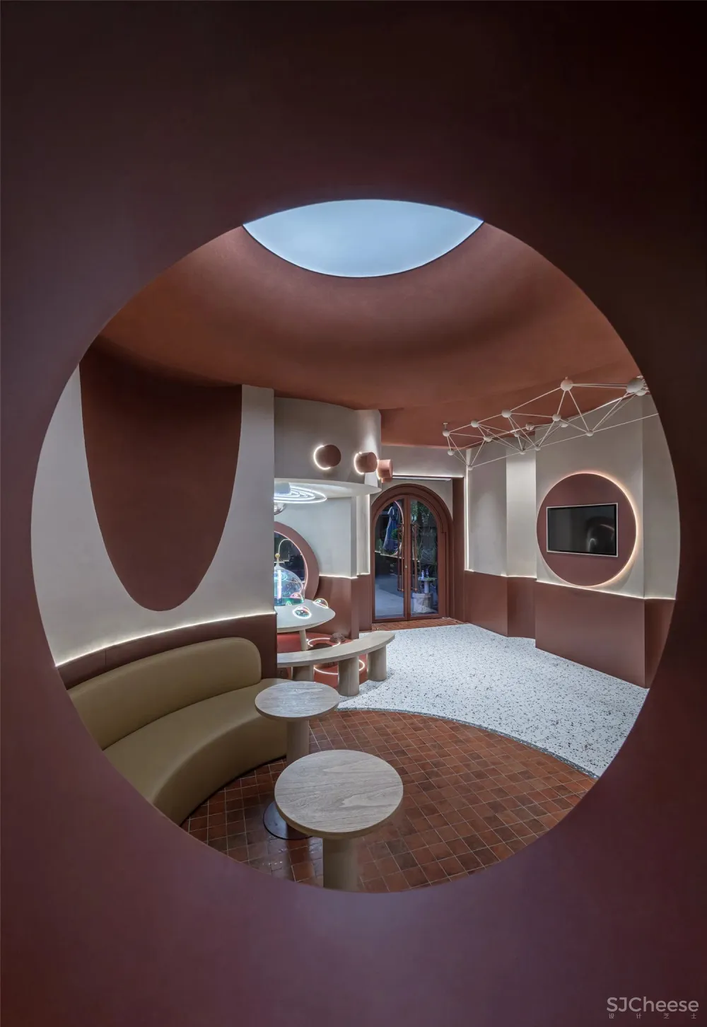 你怎么看奶茶品牌CoCo这家走向“宇宙”的店?