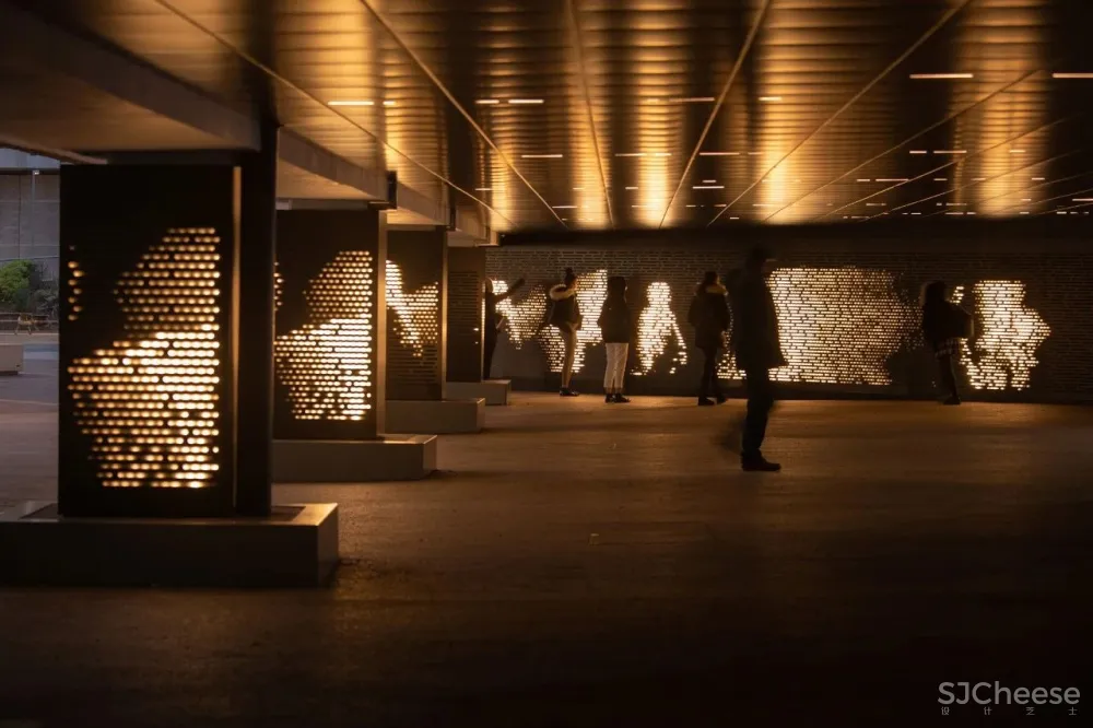 大堂挂幅画,早就过时了!这样的装置才叫灵动