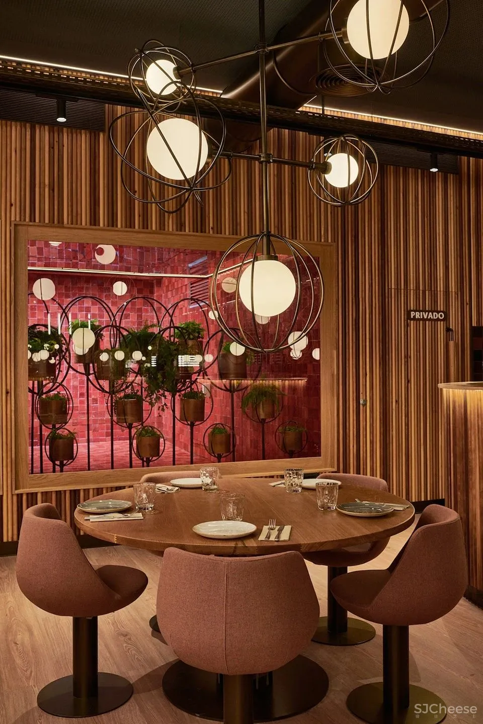 Masquespacio新作 都0202年了，终究还是抵不过色的诱惑