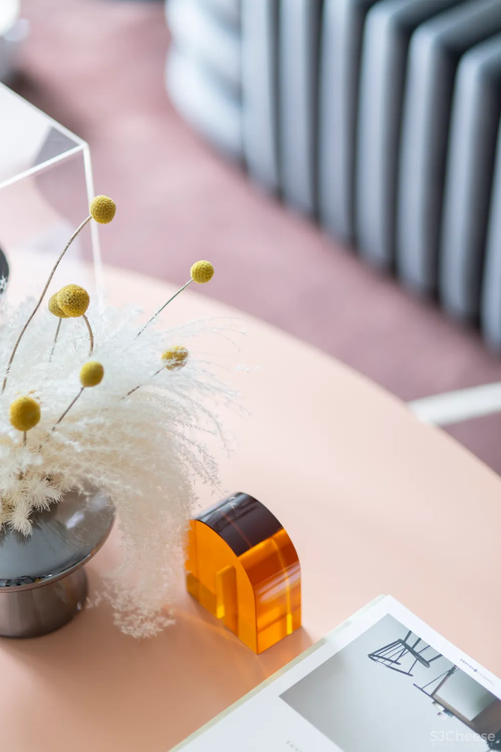 香港方黄新作:这年青春我们正好 玩转新时尚的马卡龙与水墨丹青