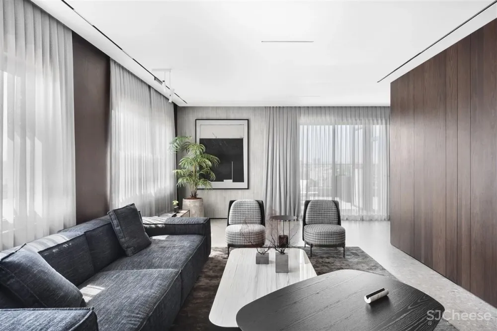 170㎡顶层复式,极简轻奢!