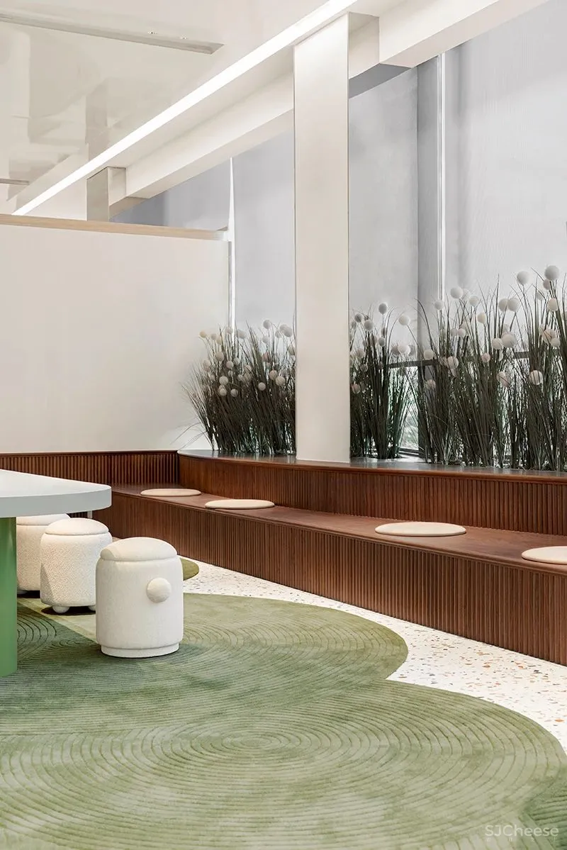 峻佳设计丨水上的白色花园,超现实主义咖啡馆打造城市记忆封面