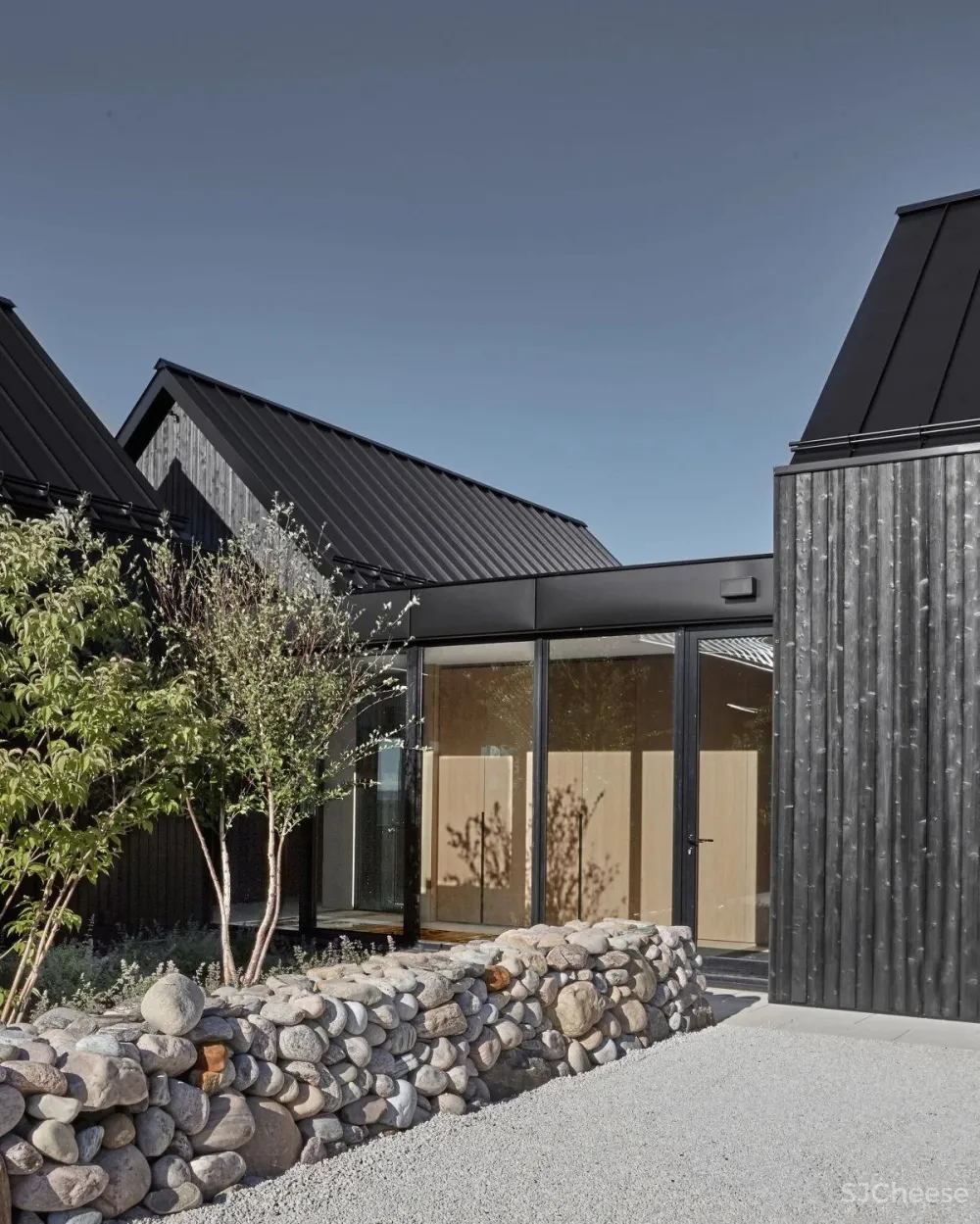 坐拥自然景观的当代住宅，如此的惬意人居！ Kim Lambert