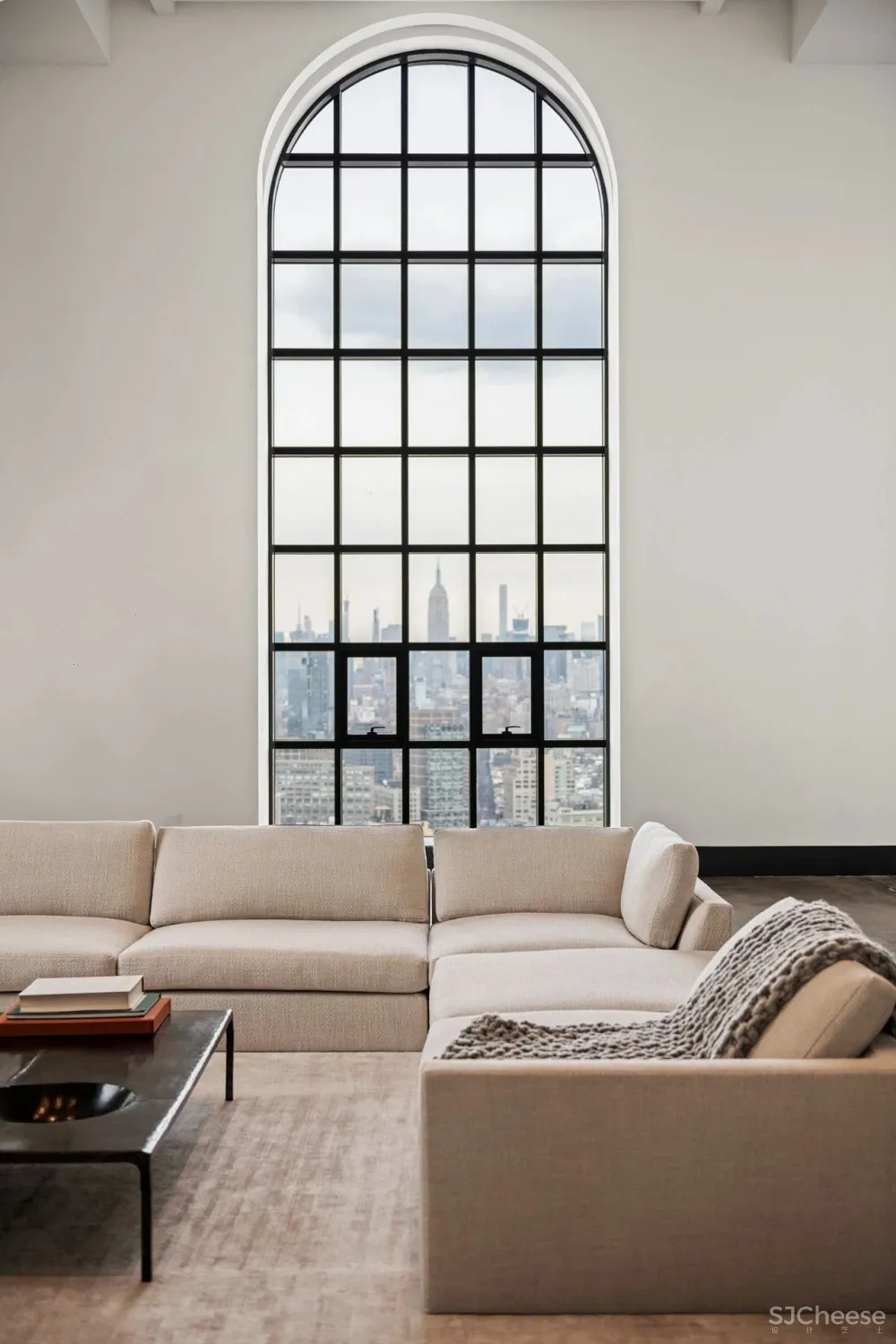 Real estate 地产 顶层公寓 低调奢华